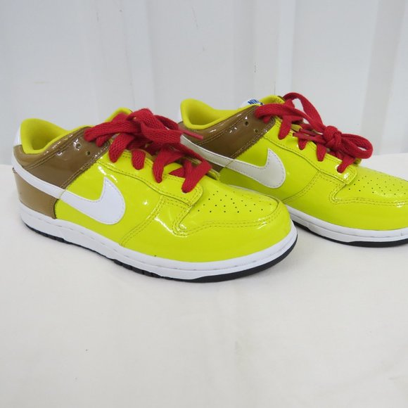 spongebob nike dunks